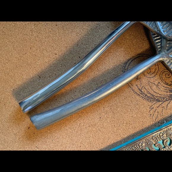 Vintage India Aluminum Salad Server Set (B12) - Picture 8 of 10